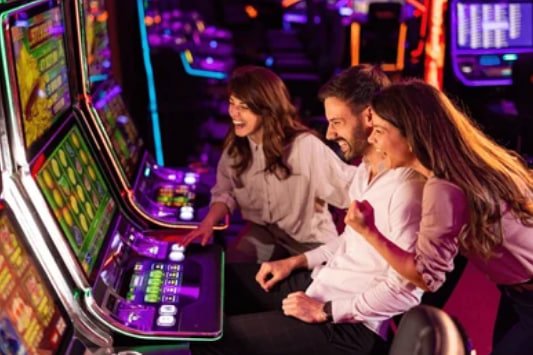 5 BMW Casino VIP program page showing exclusive loyalty rewards for active Philippines members